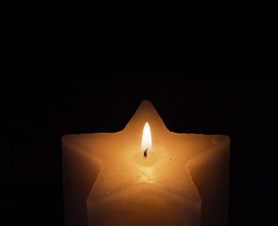 ster kaarsje - kaars - een momentje dichtbij - ilone krukkert - rouw - verlies - gemis - verdriet - liefde - rememberme gedichten - troost